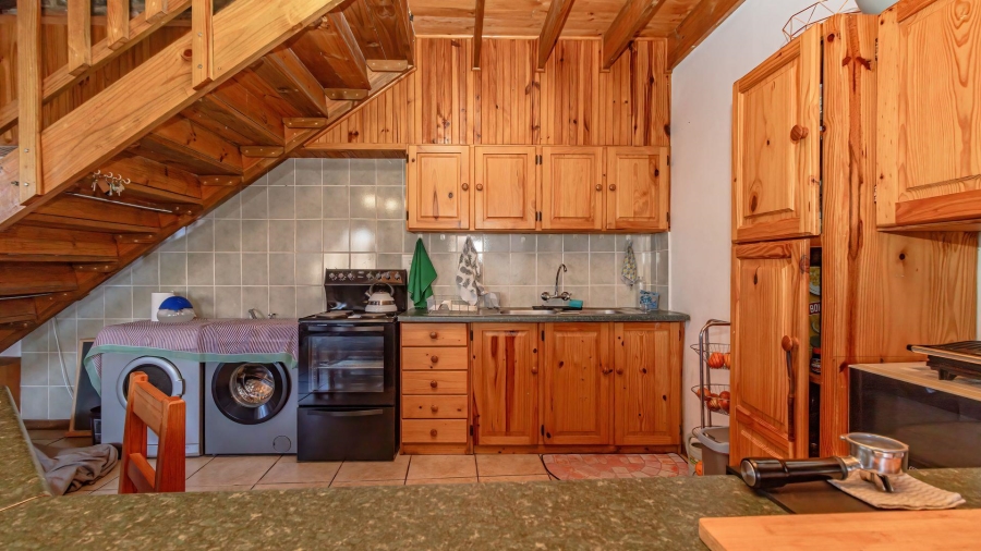 6 Bedroom Property for Sale in Tergniet Western Cape